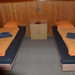 Berghaus Ramslauenen מלון Kiental